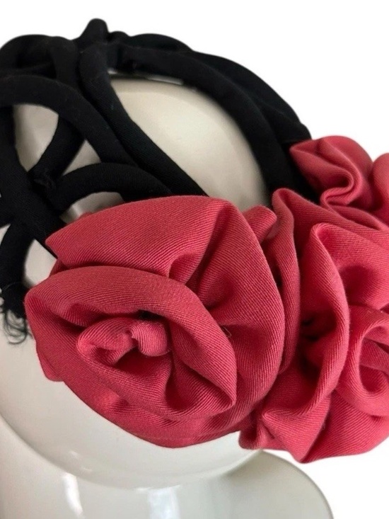 Fascinator Hat Red Rose & Black Knot Detail Vintage 50s main image 16